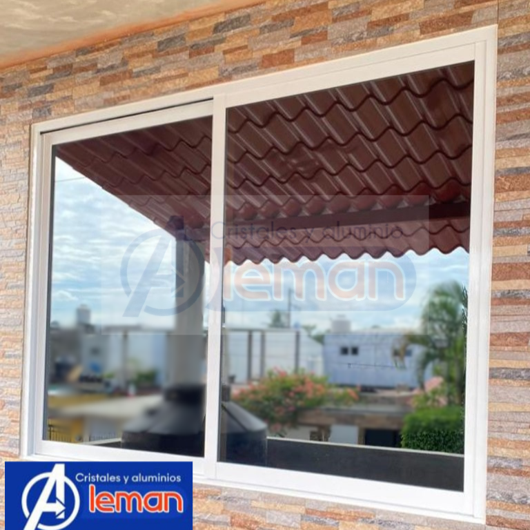 Ventana Abatible