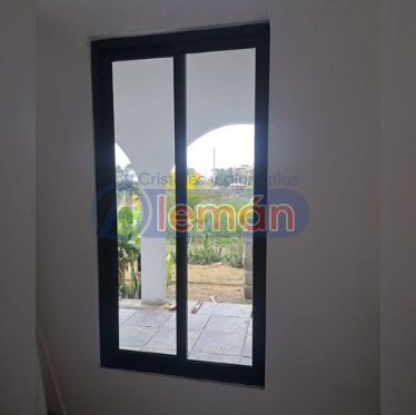 Ventana Abatible