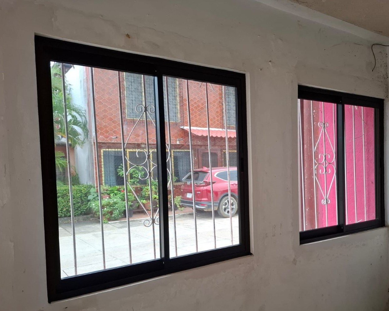 Ventana Abatible